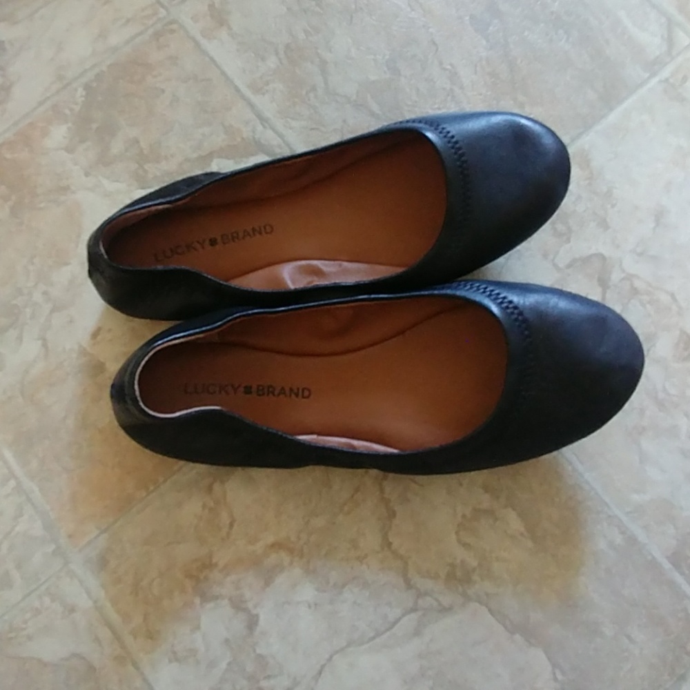 Cute black flats- Lucky brand